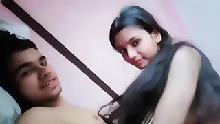 Cute Slim girl fucking Got fucked sitting out of reach of the dick